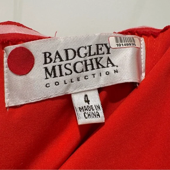 Badgley Mischka Celebrity Gown, Red Chiffon, Size 4 - Picture 12 of 15
